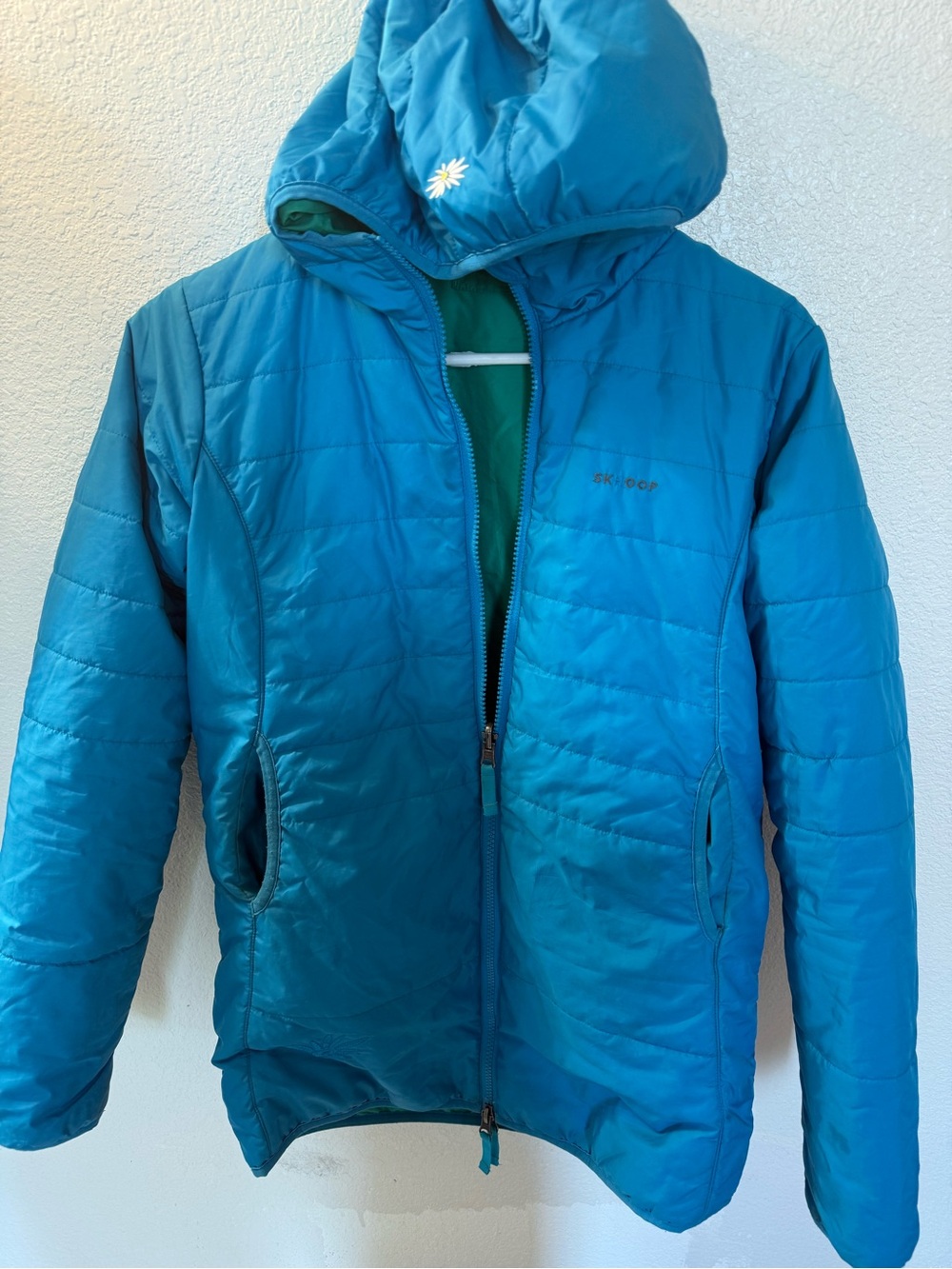 Skhoop Women’s Down Jacket- Reversible